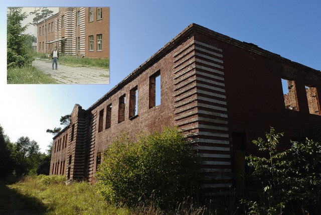 Vandalų sudegintos kareivinės (2003 m. vaizdas buvo kiek kitoks)