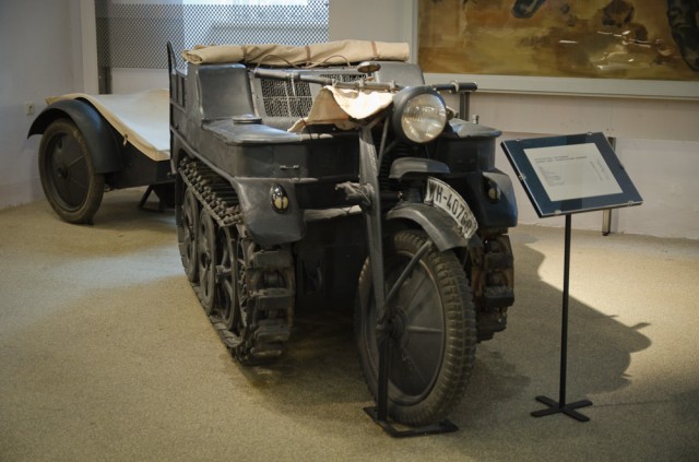 KETTENKRAD priminė sceną iš "Gelbstint eilinį Rajaną"