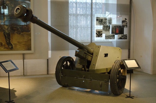 Vokiškas PANZERABWEHRKANONE 40 pabūklas, 7,5 cm kalibras