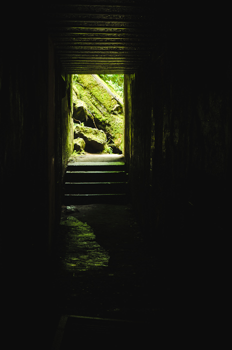 Išilgai bunkerio vedantis koridorius