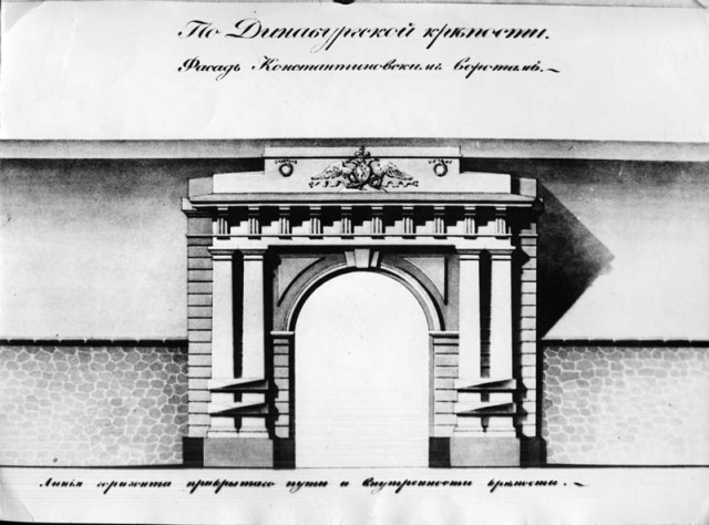 Vartų fasado projektas