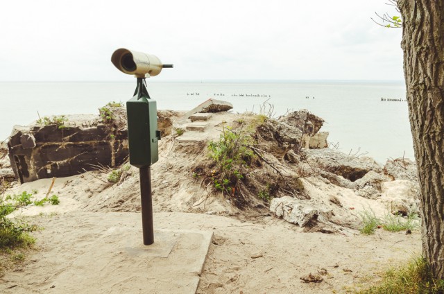 Kalnas griuvėsių greta ketvirtosios pozicijos - susprogdinta 31-os baterijos pabūklo pozicija