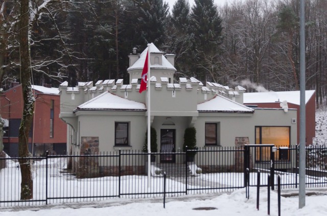 Namas Rasų g. 56 - buvusi komplekso sargybinė