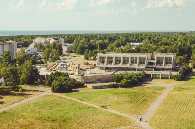 Visas keturių baseinų kompleksas iš aukštai
