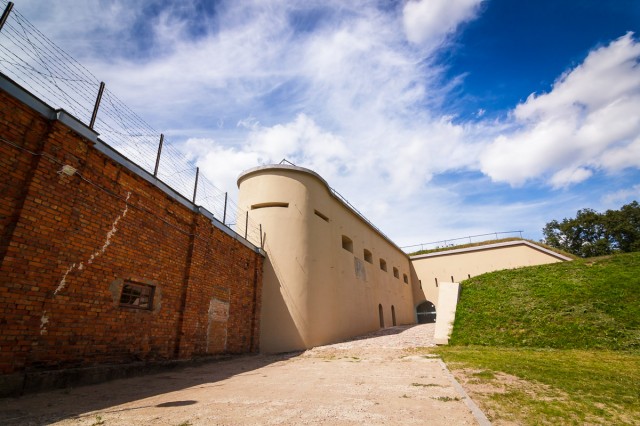IX forto užnugario kaponierius