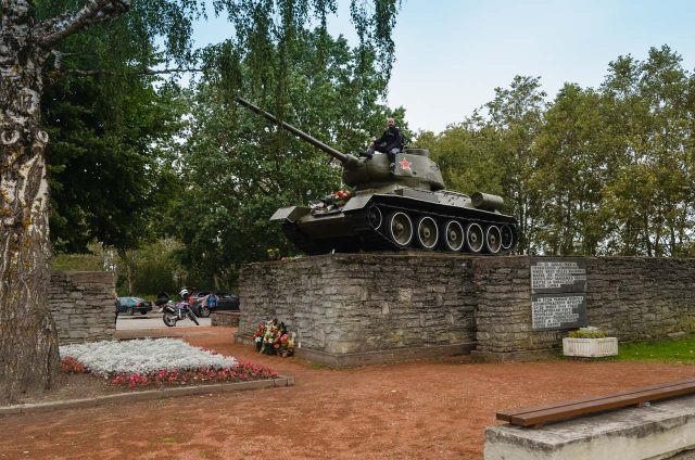 Memorialas Narvos upės forsavimui pažymėti
