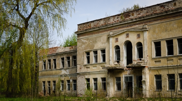 Čekuvos dvaro rūmai